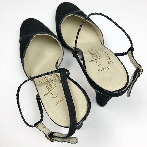 Amalfi Rangoni 'Zoanto' Kitten Heels - Picture 5 of 7